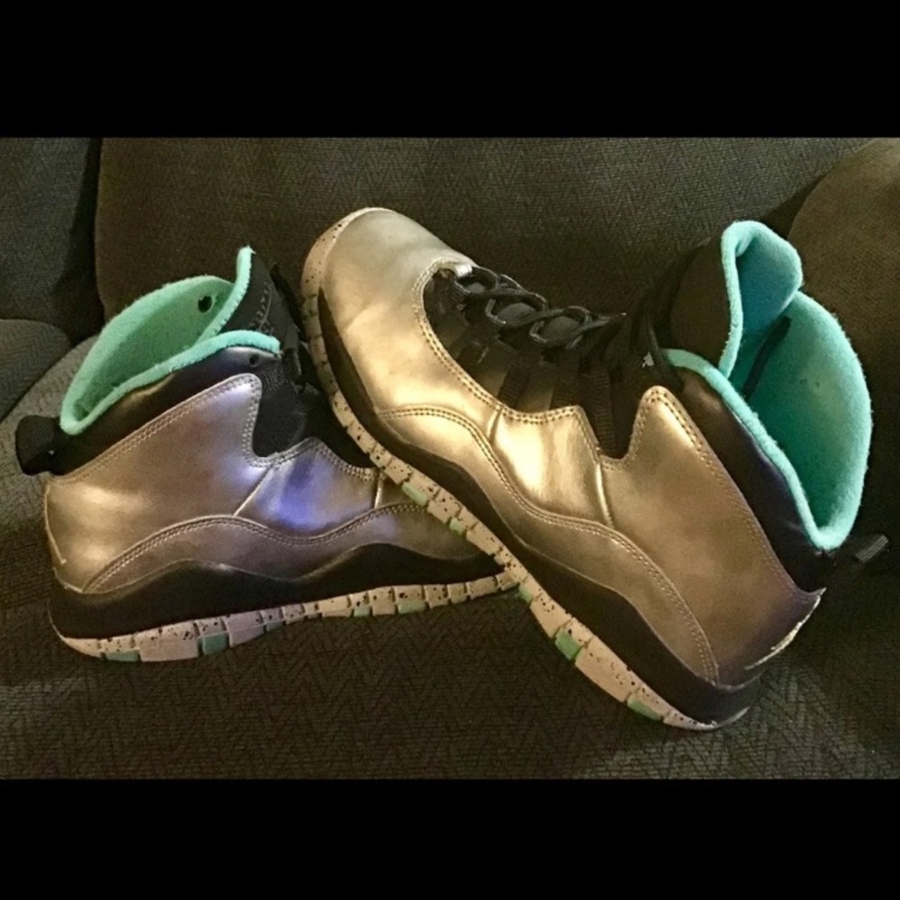 Jordan Sneakers